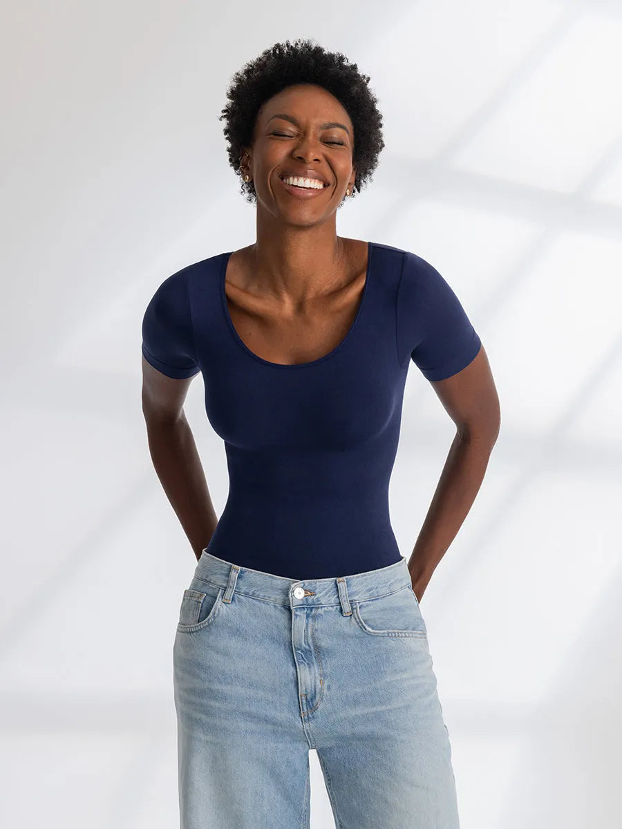 Camiseta Moldeadora Mavi Essentials™ de Manga Corta